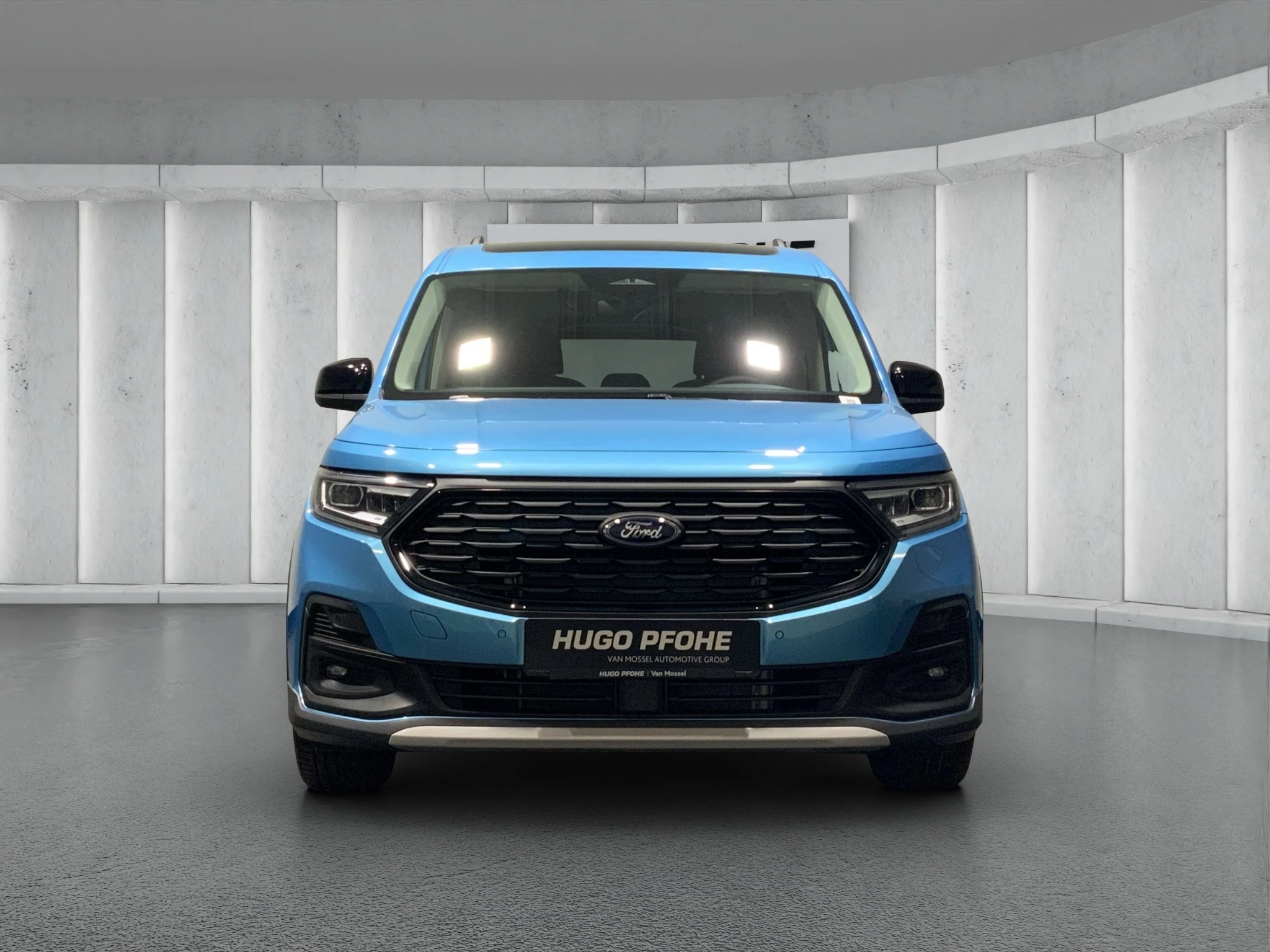 Ford Tourneo Connect 2.0 90 kW manuál rok 2026, 100 km, Německo — foto 10 z 30