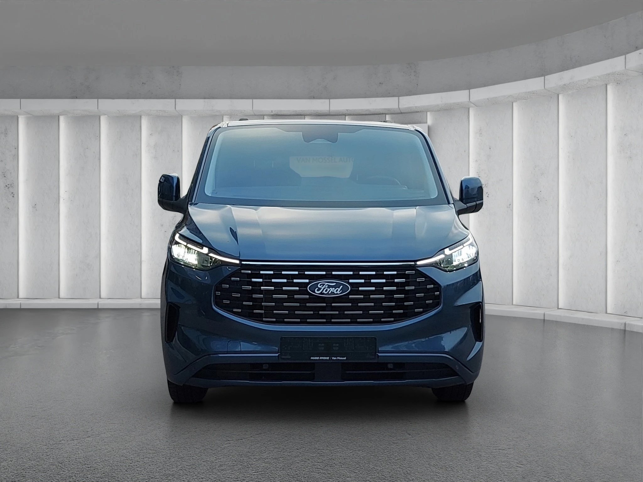 Ford Tourneo Custom 5.5 100 kW automat rok 2025, 18 399 km, Německo — foto 10 z 27