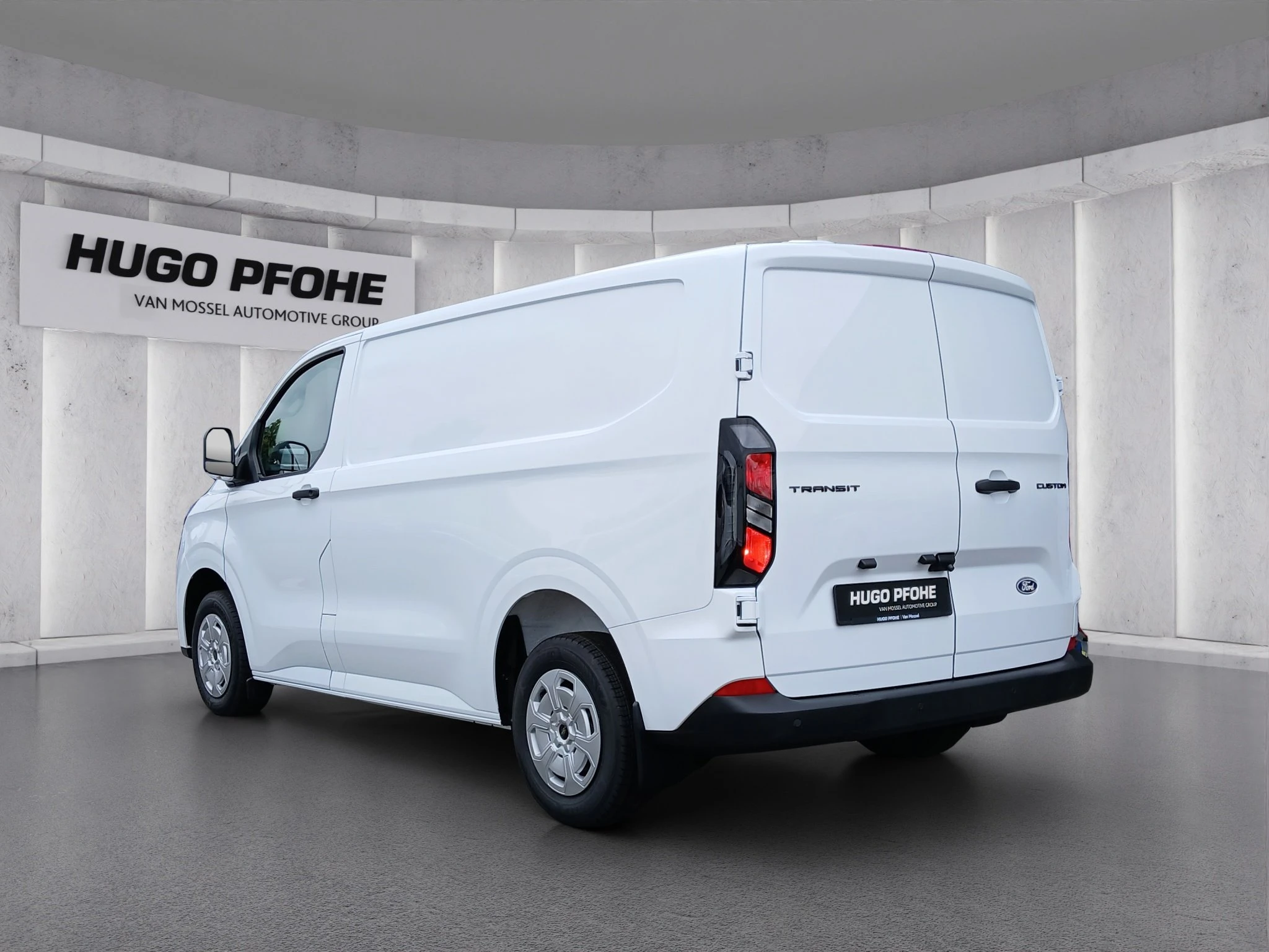 Ford Transit Custom 2,0 100 kW manuál, Německo — foto 5 z 32