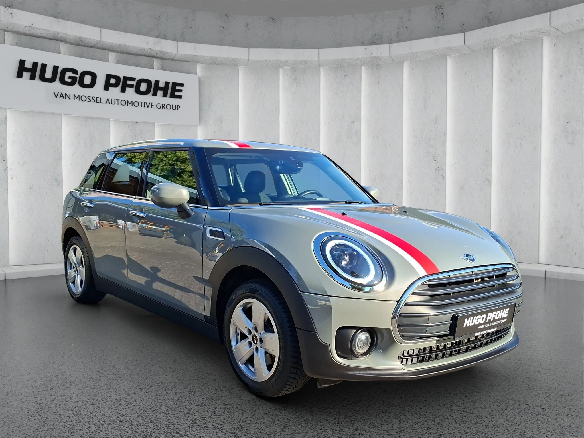 MINI Clubman 1.5 100 kW automat rok 2022, 76 316 km, Německo — foto 9 z 24