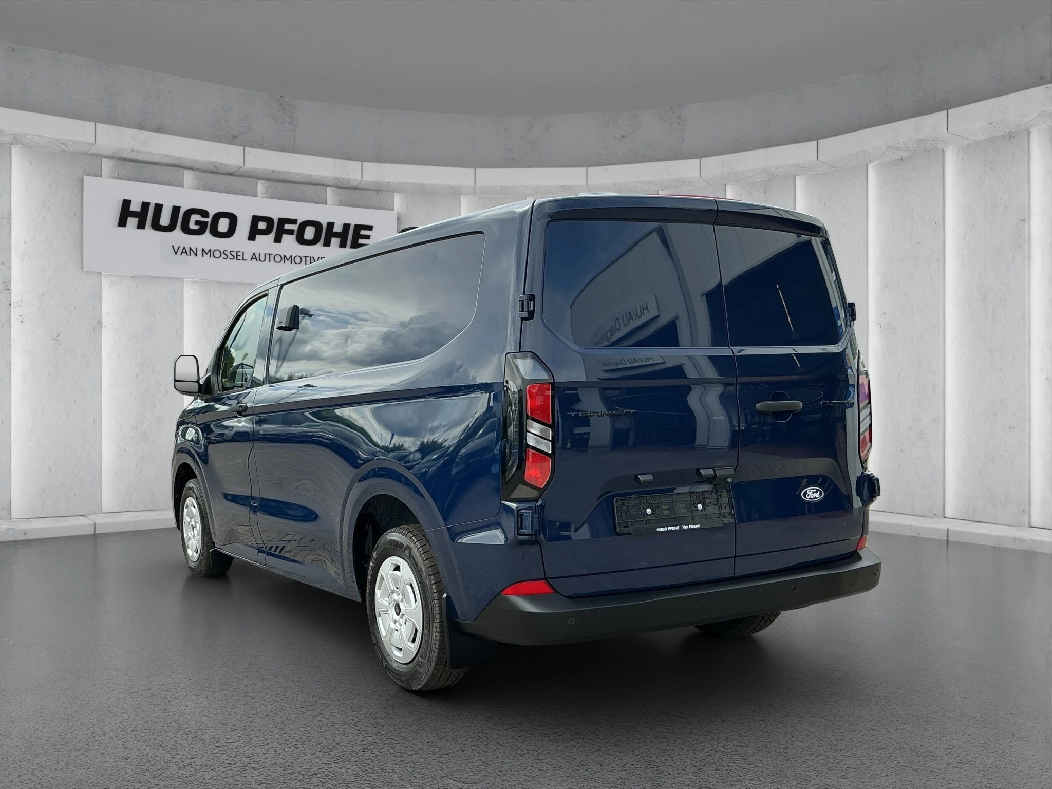 Ford Transit Custom 2,0 100 kW automat, Německo — foto 5 z 24