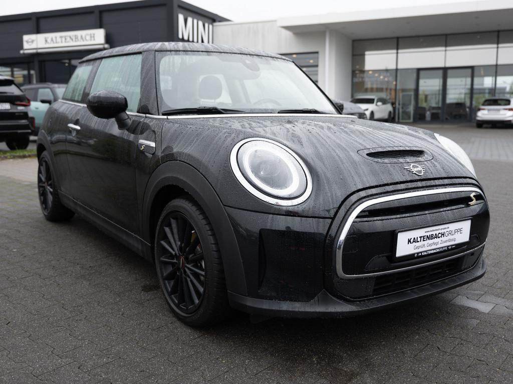 MINI Cooper automat rok 2023, 21 883 km, Německo — foto 8 z 37