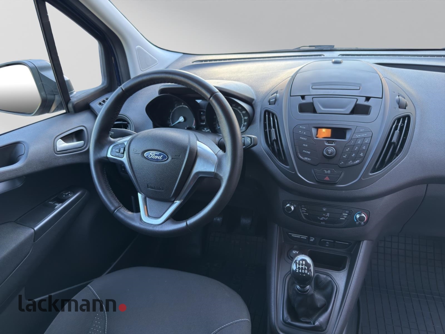 Ford 294 kW manuál rok 2022, 22 400 km, Německo — foto 11 z 44