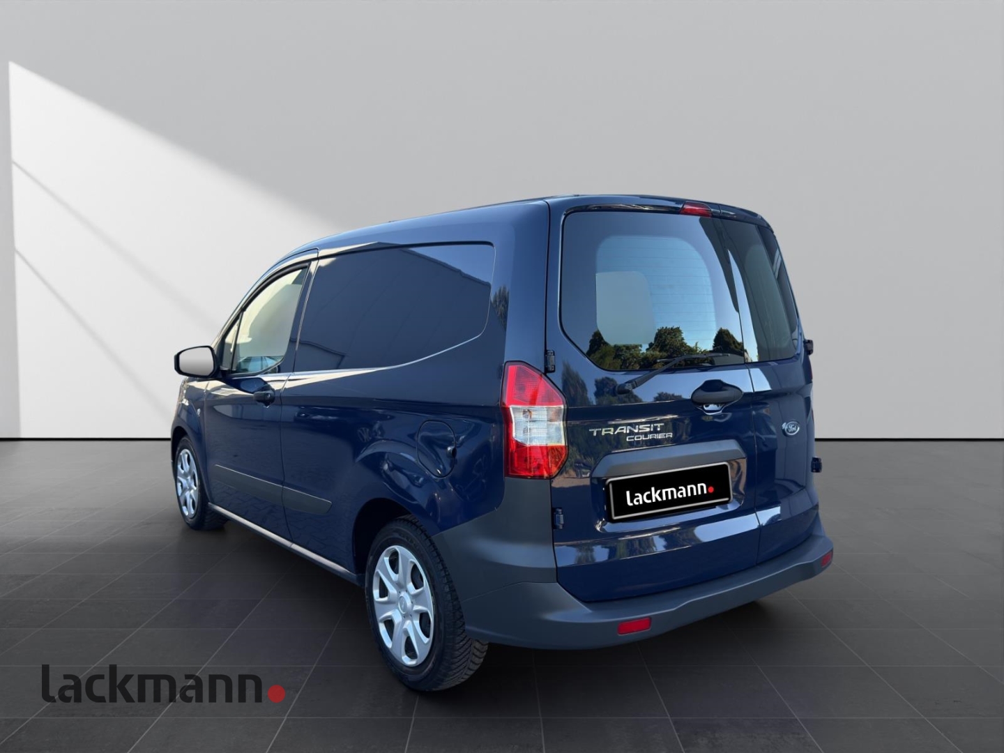 Ford 294 kW manuál rok 2022, 22 400 km, Německo — foto 7 z 44