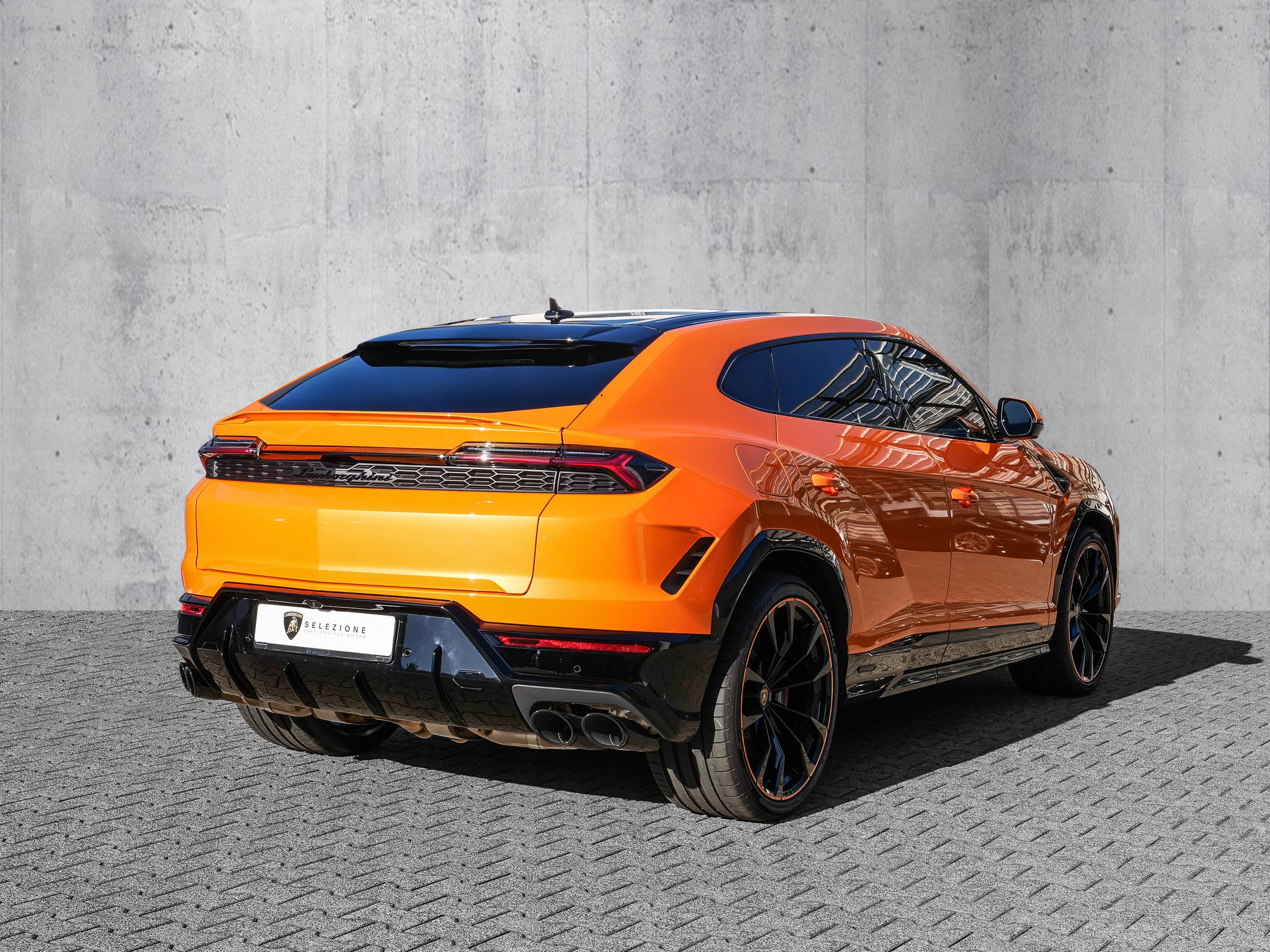 Lamborghini Urus 4,0 588 kW automat rok 2026, 3 800 km, Německo — foto 3 z 30
