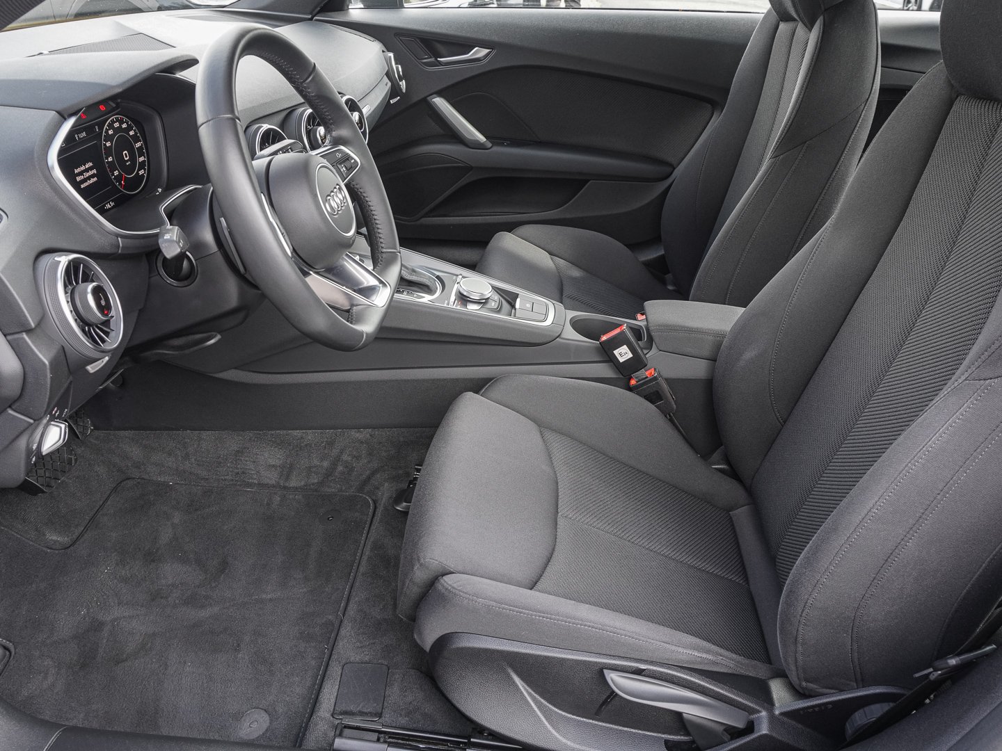 Audi Tt 2,0 TFSI 145 kW automat rok 2022, 48 212 km, Německo — foto 13 z 17
