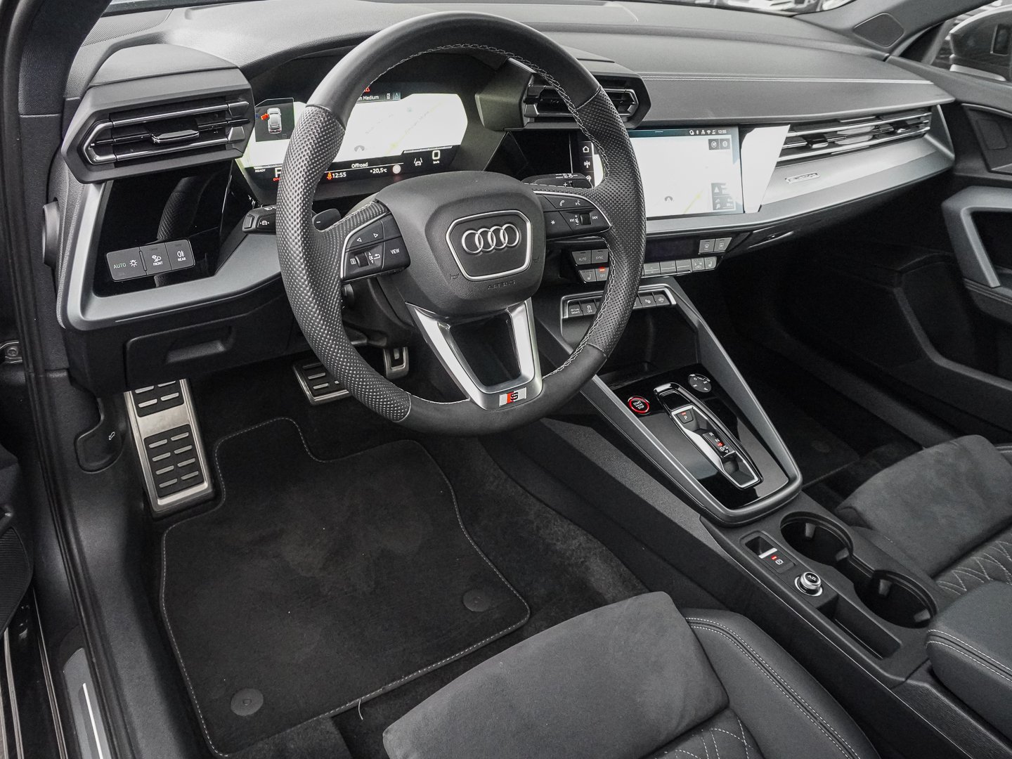 Audi s3 2.0 TFSI 245 kW automat rok 2025, 20 703 km, Německo — foto 9 z 18