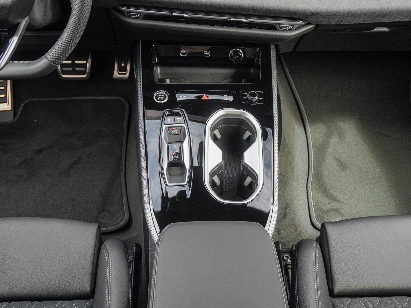 Audi a6 2,0 TDI 150 kW automat, 100 km, Německo — foto 11 z 19