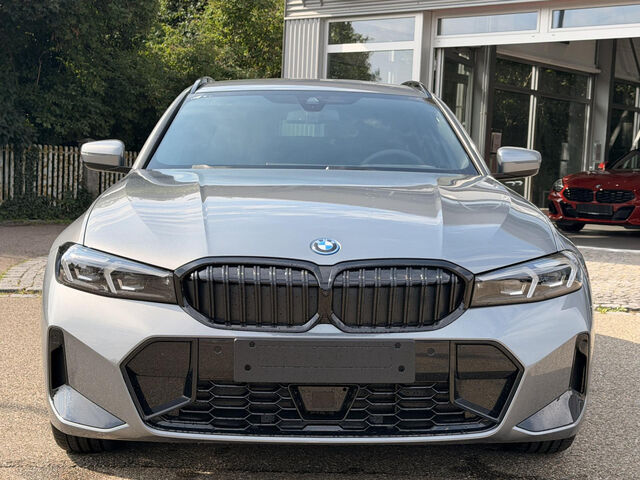 BMW 215 kW automat, 100 km, Německo — foto 3 z 15