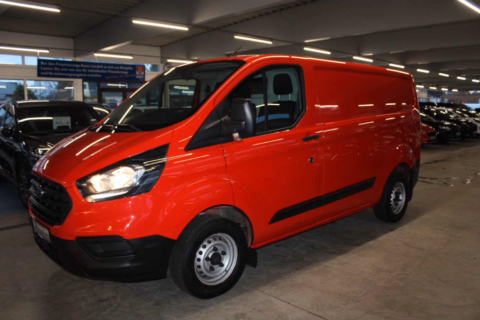 Ford 96 kW manuál rok 2023, 37 450 km, Německo — foto 4 z 31