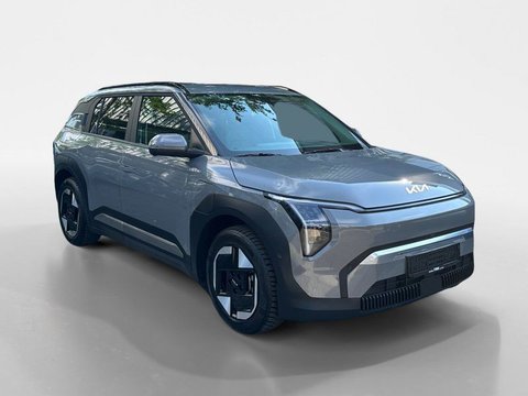 Kia EV3 150 kW automat rok 2026, 100 km, Německo — foto 7 z 27