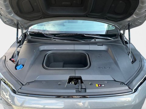 Kia EV3 150 kW automat rok 2026, 100 km, Německo — foto 15 z 33