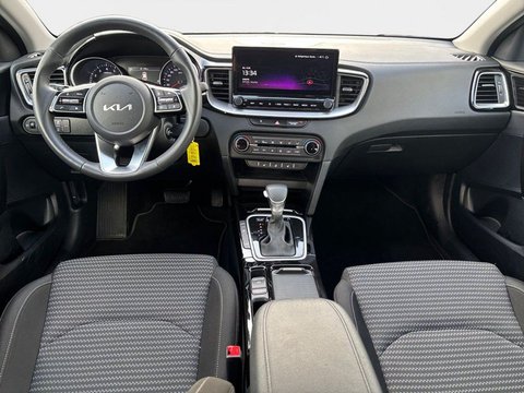 Kia 1.5 103 kW automat rok 2025, 22 493 km, Německo — foto 9 z 28