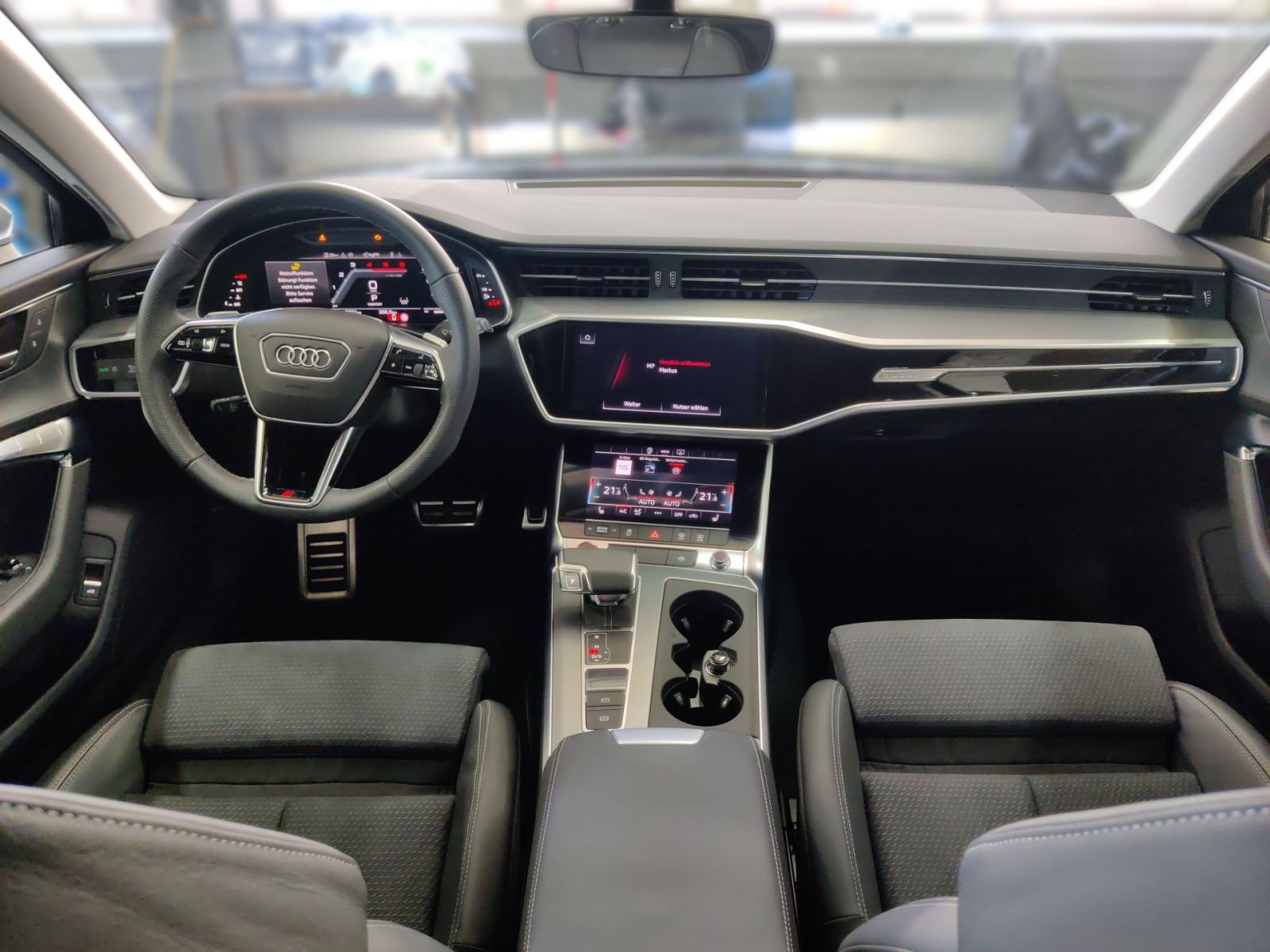 Audi 3,0 rok 2025, 10 000 km, Německo — foto 14 z 16