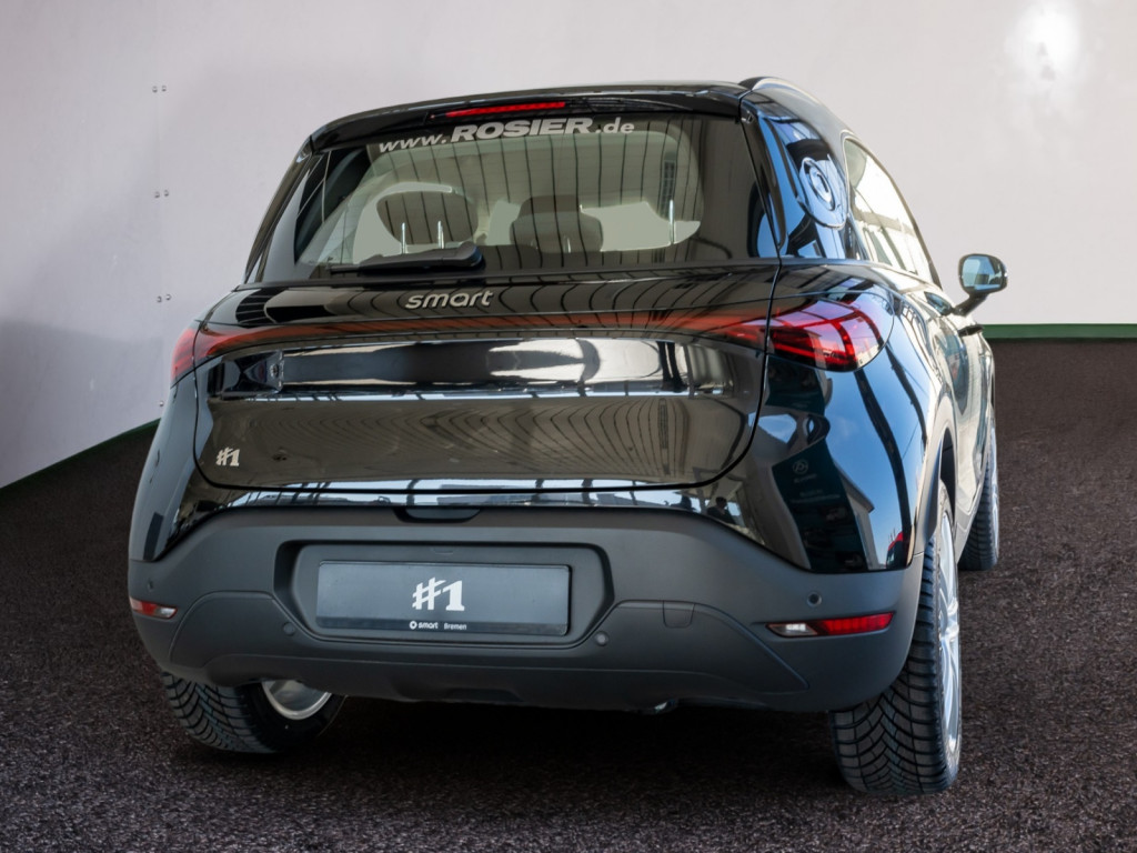 Smart 200 kW automat rok 2026, 6 000 km, Německo — foto 5 z 29