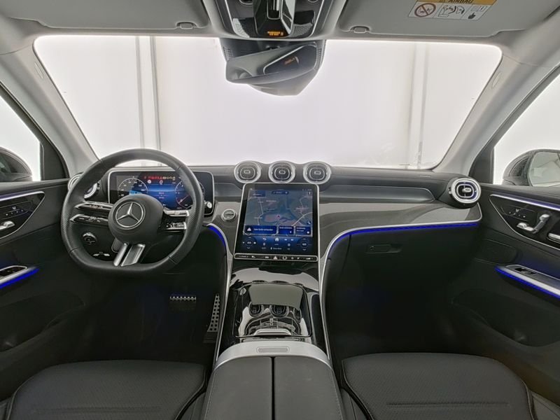 Mercedes-Benz Glc rok 2025, 32 182 km, Německo — foto 8 z 15