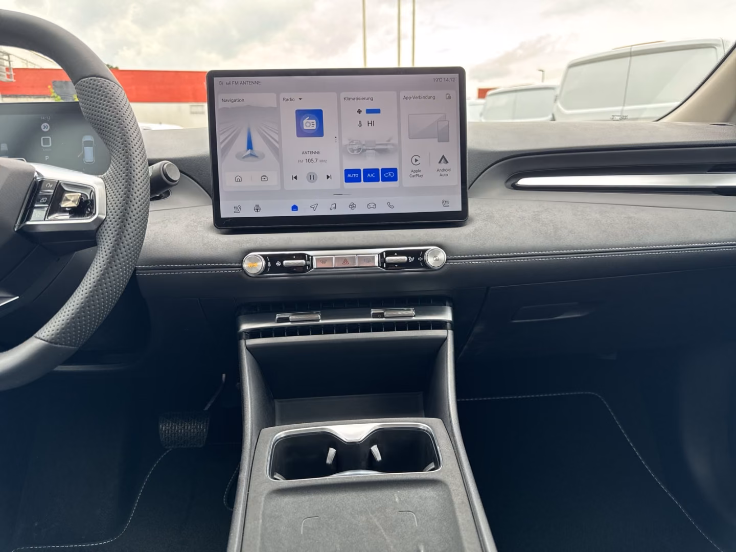 Ford 92 kW, 100 km, Německo — foto 13 z 22